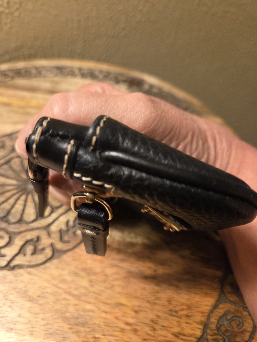 Dooney & Bourke Black Leather Zip Coin Pouch w/ keychain inside. - Picture 8 of 11